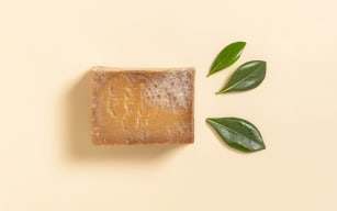 Aleppo Soap with 25% Laurel Berry Oil - Image 3