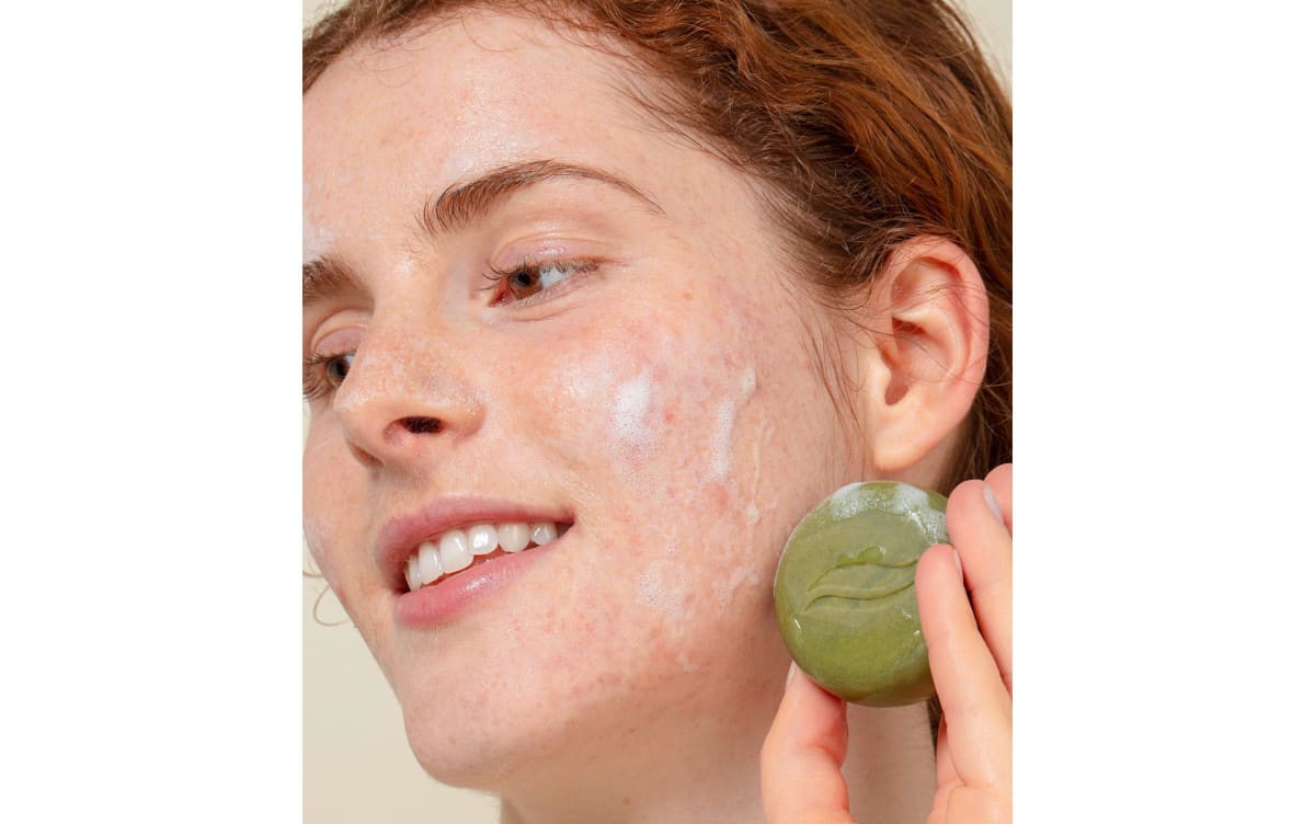 Purifying solid facial cleanser | combination and oily skin - Image 3